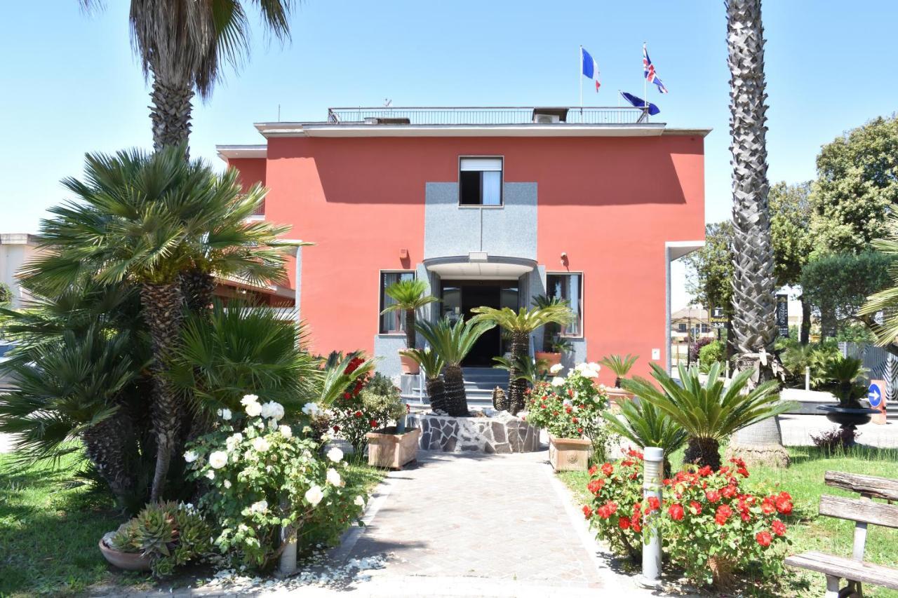 Hotel Paradiso Лаго-Патрия Экстерьер фото